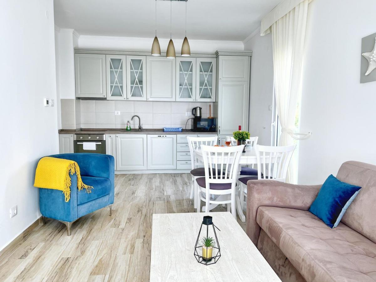 Yourhome Beach First Line Dobra Voda Ngoại thất bức ảnh