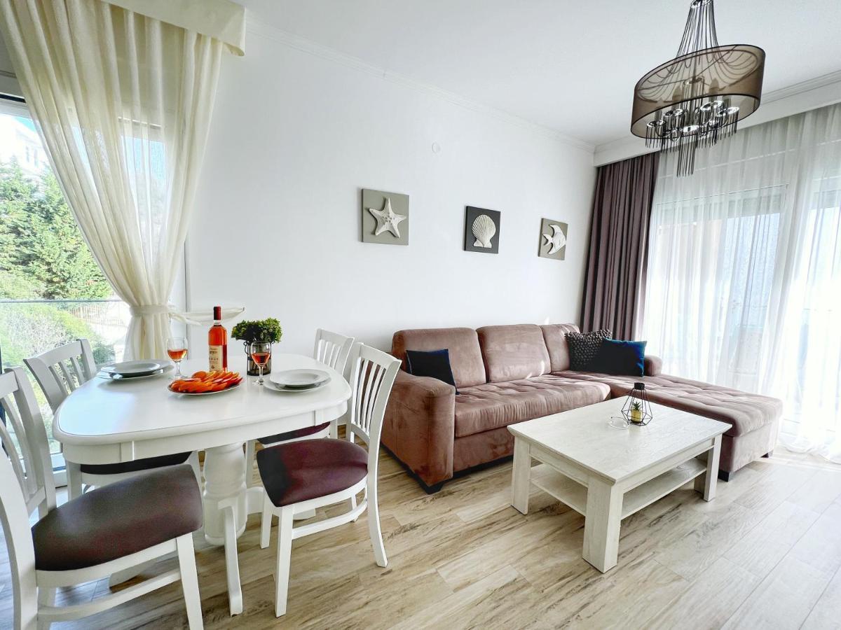 Yourhome Beach First Line Dobra Voda Ngoại thất bức ảnh
