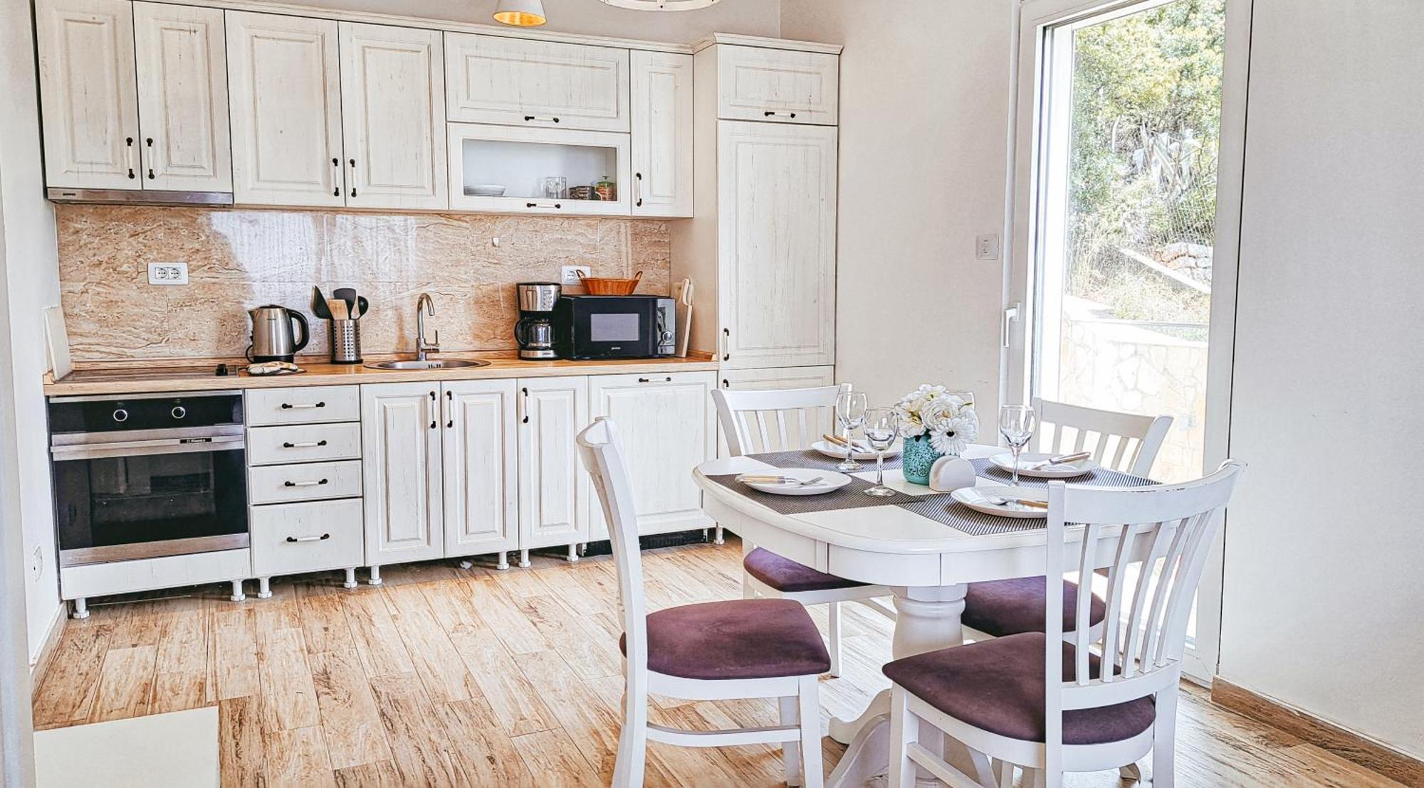 Yourhome Beach First Line Dobra Voda Ngoại thất bức ảnh