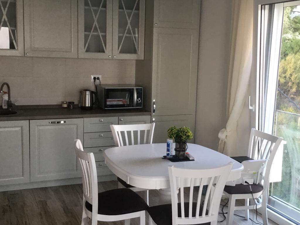 Yourhome Beach First Line Dobra Voda Ngoại thất bức ảnh